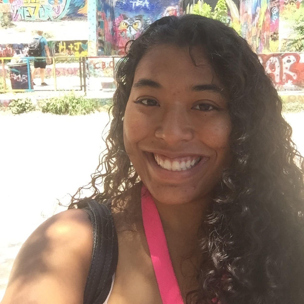 Meet your Posher, Luna